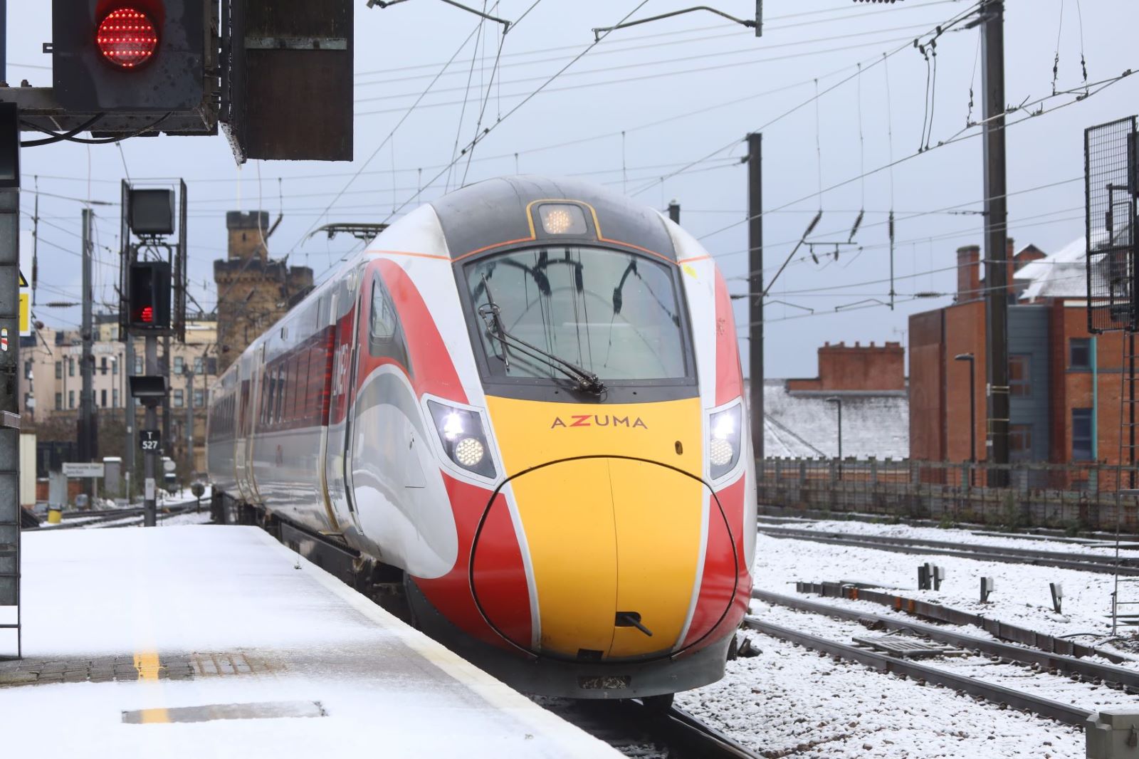 LNER Secures UK Top Employer Award